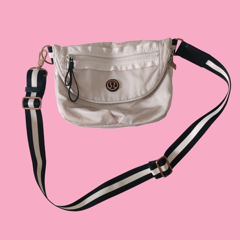 RARE Lululemon prisma blush festival bag